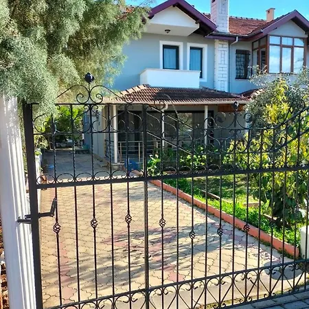 Fethiye,annual 700 Meters From The Sea ホテル 3*